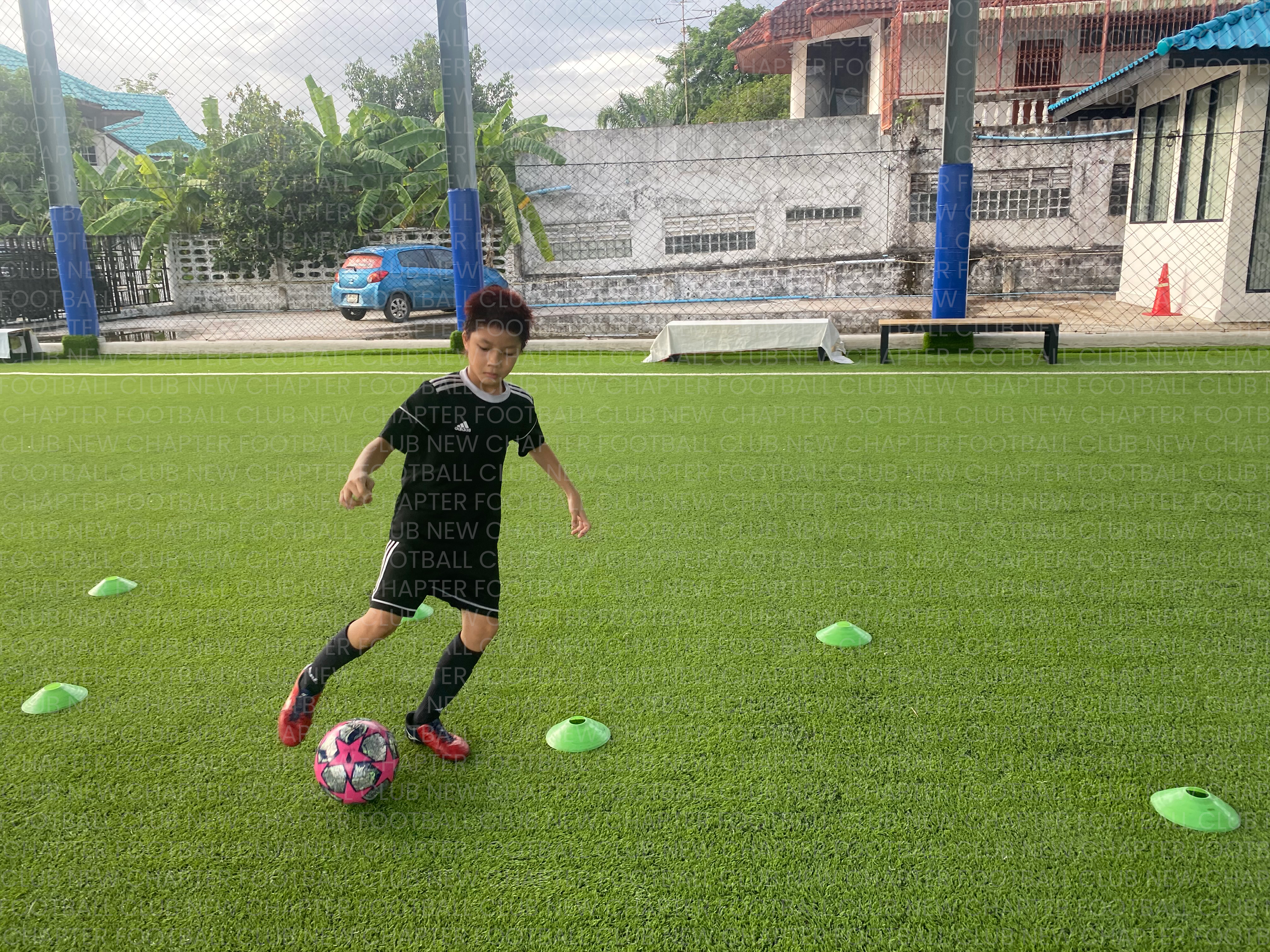 Street-Football-รับสอนฟุตบอลเด็ก-New-Chapter-Football-Club-Photo1