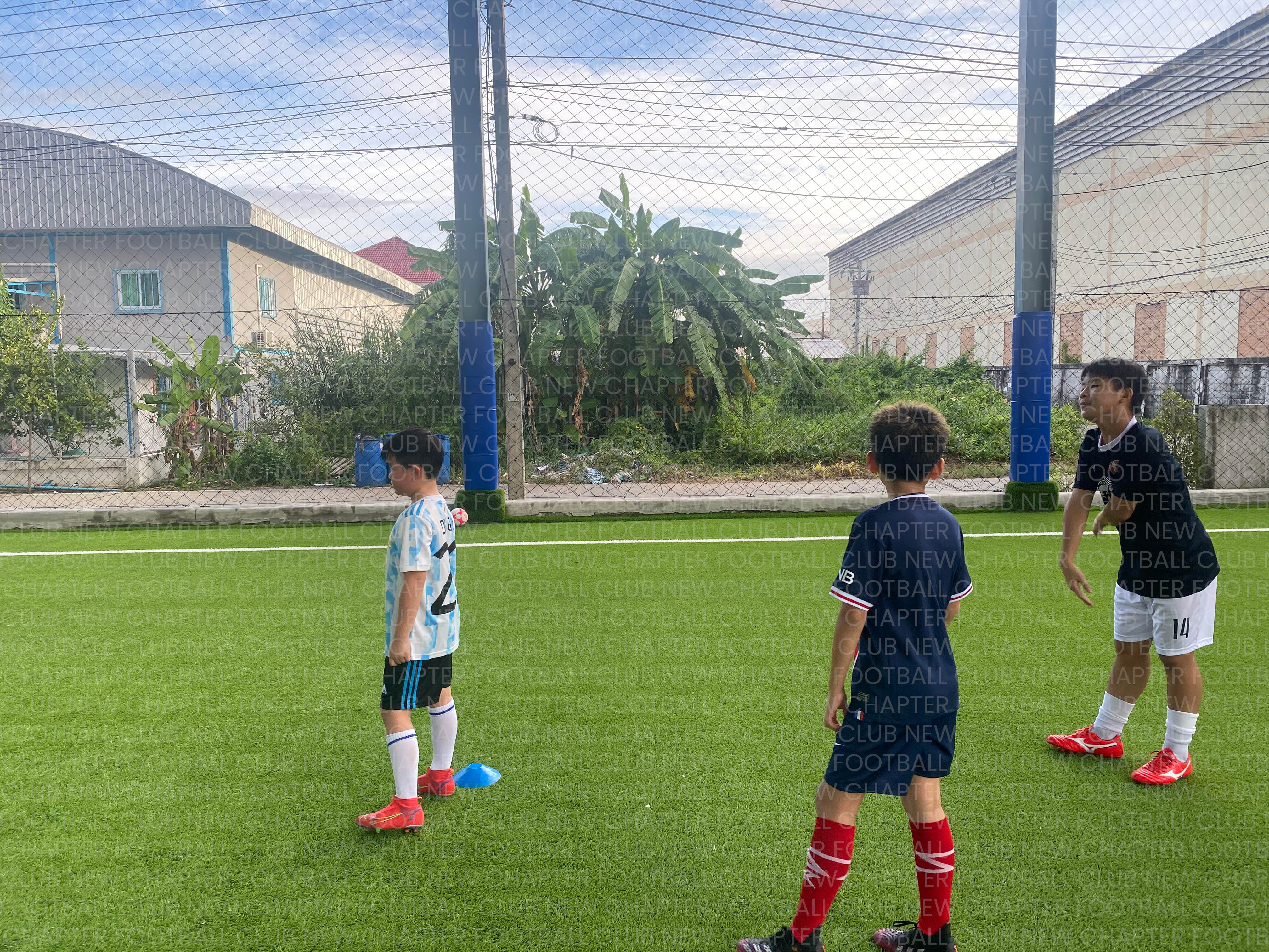 Street-Football-รับสอนฟุตบอลเด็ก-New-Chapter-Football-Club-Photo2